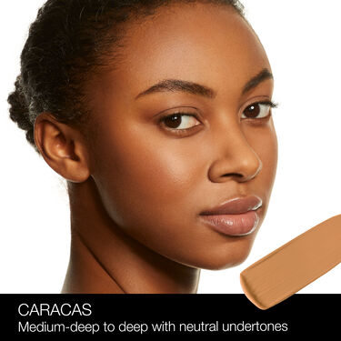 Soft Matte Complete Foundation, NARS Face