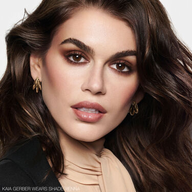 NATURAL MATTE LONGWEAR FOUNDATION, NARS Face