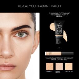 Pure Radiant Tinted Moisturiser SPF 30/PA+++