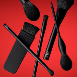 #11 Soft Matte Complete Concealer Brush