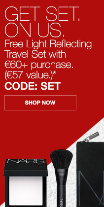 Free Light Reflecting Travel Set with £60+/€60+ purchase. (£50/€57 value.)* 