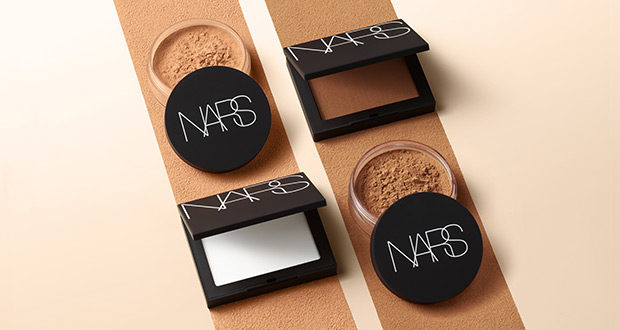 LIGHT REFLECTING SETTING POWDER