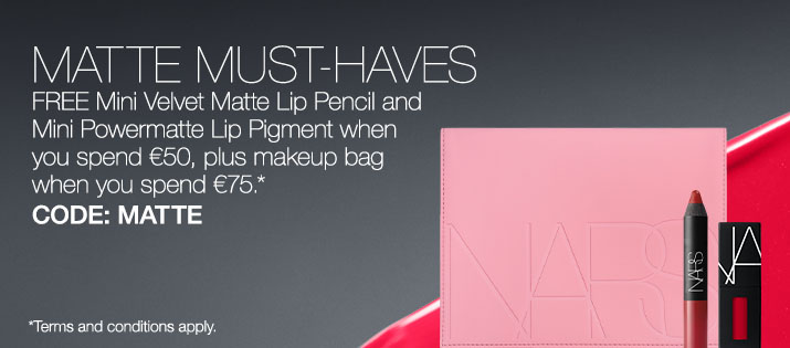 FREE 3-PIECE GIFT WHEN YOU SPEND £75*.