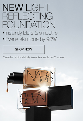 NEW LIGHT REFLECTING FOUNDATION. Instantly blurs & smooths. Evens skin tone by 93%*.