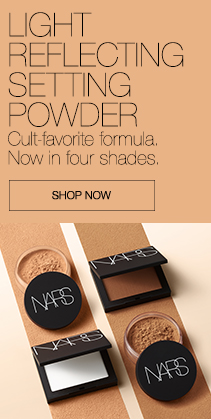 LIGHT REFLECTING SETTING POWDER. Cult-favorite formula. Now in four shades.