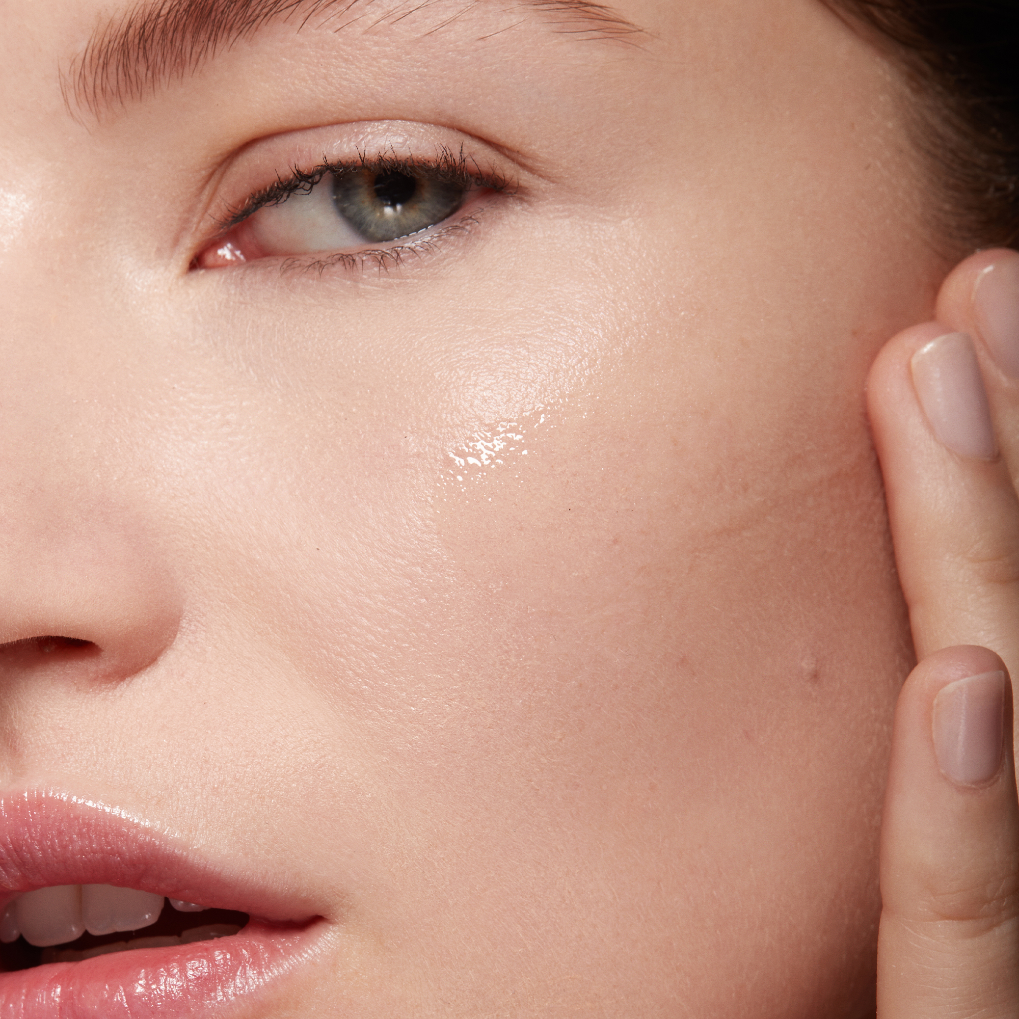 LIGHT REFLECTING FIRMING SERUM, NARS Skincare LIGHT REFLECTING FIRMING SERUM, NARS Skincare